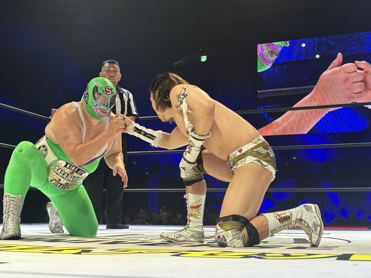 DDT両国大会の第三試合で大事件勃発中💥

両国国技館でまさかの指相撲決戦！　ササダンゴが元王者の平田から指一本で秒殺勝利！

🔽今すぐ視聴！
wrestle-universe.com/ja/lives/4o1Wn…
#WrestlePeterPan #ddtpro