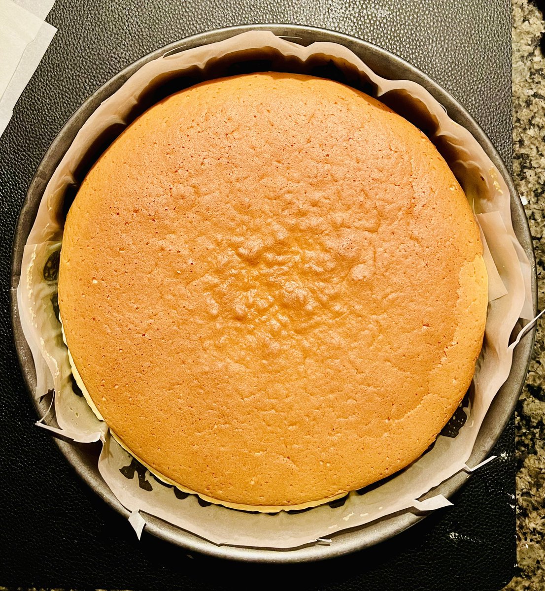 themaninrage's tweet photo. Castella cheesecake. Some late night baking to reset and refocus.
#homebaking #baketherapy https://t.co/PWXX6eqhGN
