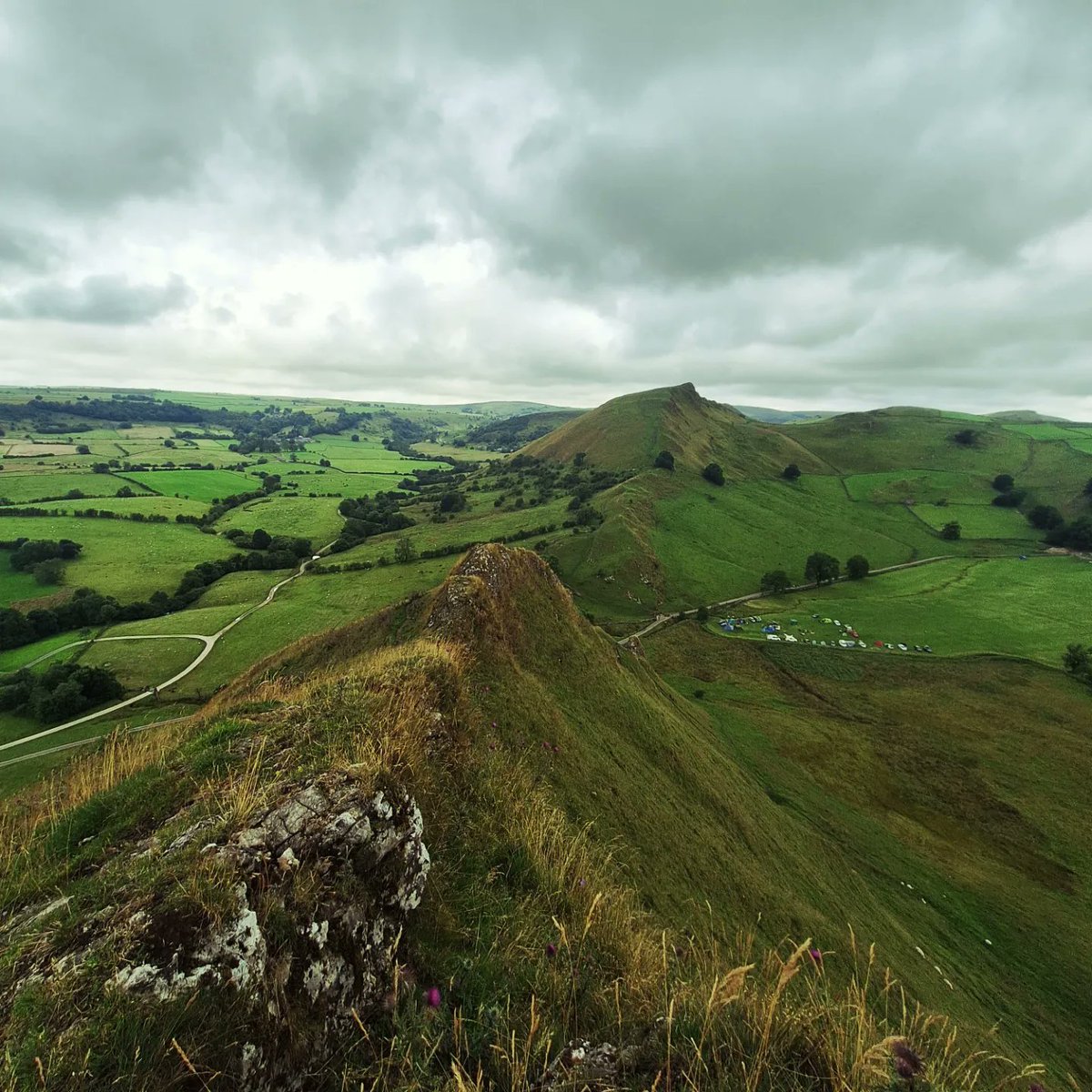 ciaramc1986's tweet photo. Dragons Back- Peak district 🐉⛰️✨️😍 #dragonsback #peakdistrict https://t.co/s9dk7xrF74