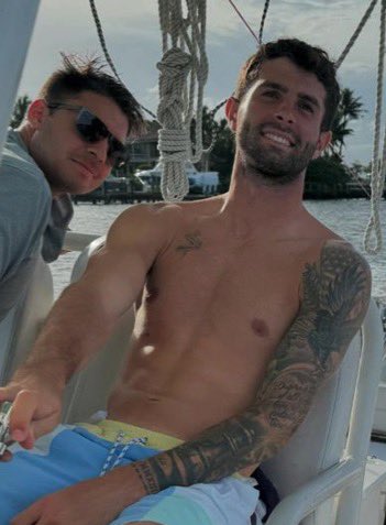 ShirtlessPL's tweet photo. Christian Pulisic https://t.co/pCHgaWCyAc