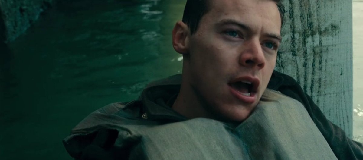 HarryMexOficial's tweet image. Hoy hace siete años, Harry hizo su debut en la pantalla grande como 'Alex' en la película 'Dunkirk', del aclamado director Christopher Nolan.