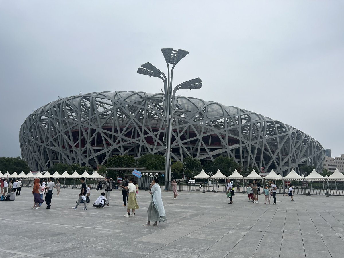 breadchen4's tweet image. Celebrities，Come to China，its good choice of travel country and once u experience it u would never be forgotten in your rest of life. Peace and harmony,friendly and prosperous. We go usa is 3rd grade ppl, u come china, u are enjoying higher grade than local citizen. Lol