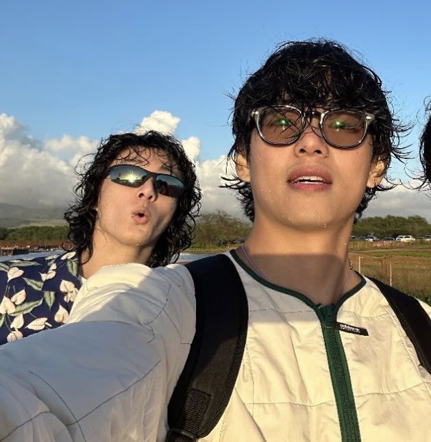 มะ ไหนๆกว.ก็มีโมเม้น 
แจก!! 500฿ ea 3รางวัล 
รีอย่างเดียว!!