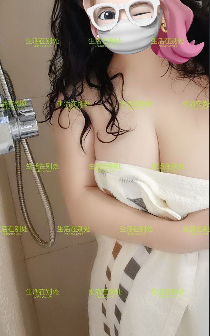 人妻篇
今天气温确实太高了，人妻说早上随便溜达一圈，回家不洗澡就不舒服…
我在想是不是可以建一个飞机群，可以分享更多的美图呢
画外音：看来大家对上一条推不是特别感冒呀 https://t.co/e2AqOOTjfn