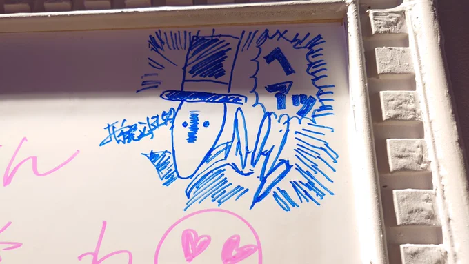 第五人格のオフラインイベント来たので、隅っこにさりげなく描いといた
(❁'ω`❁) 