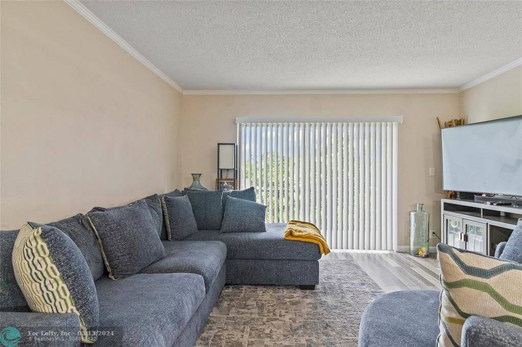 oneildayes's tweet photo. 6201 N Falls Circle Dr  #104, Lauderhill, FL 33319 just hit the market!
Take a look at this awesome space: https://t.co/uUcFYx9dDp https://t.co/fU99qxysGb
