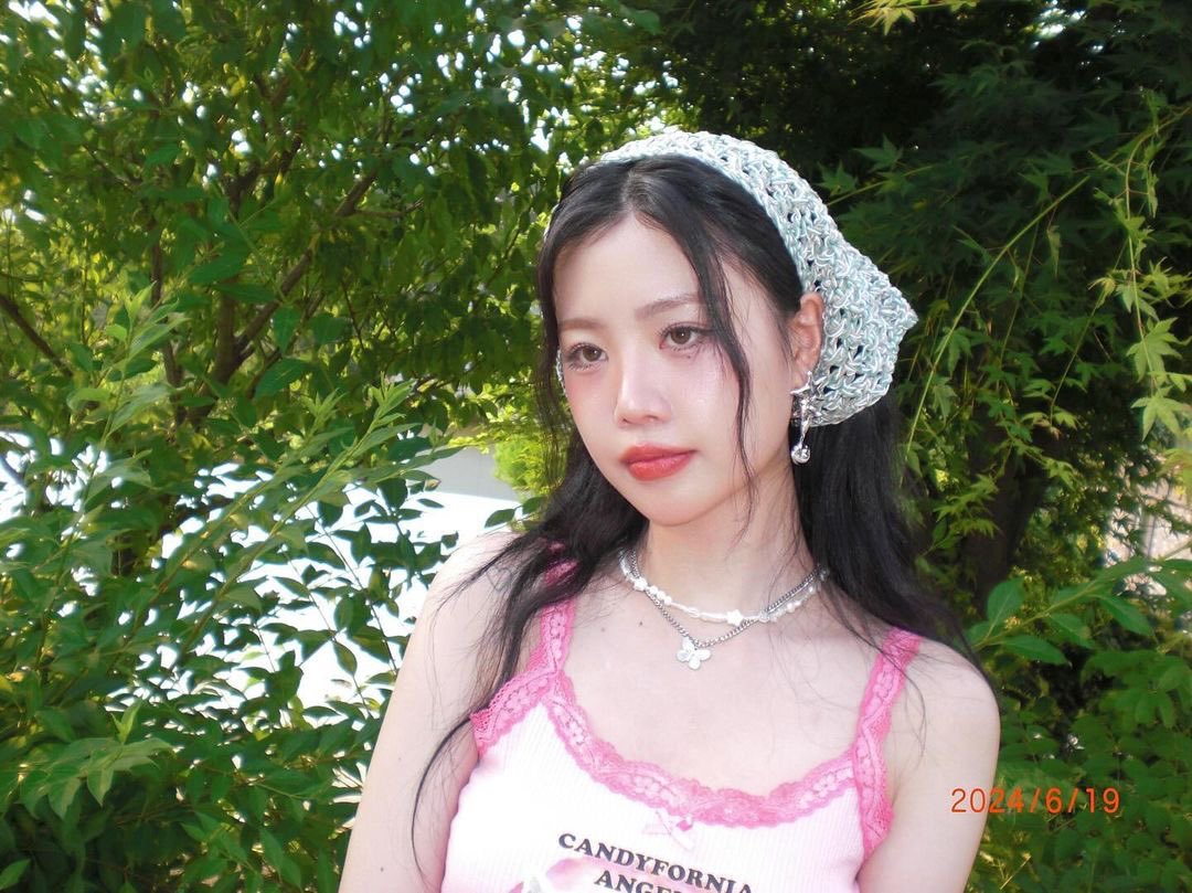 soosoothinker's tweet photo. _seosootang instagram update ♡ 

"Summer Daze 🌷" https://t.co/qSdEDg12xj