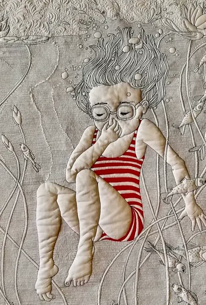 Quilt art by Spanish quilter and textile artist Cristina Arcenegui Bono #WomensArt