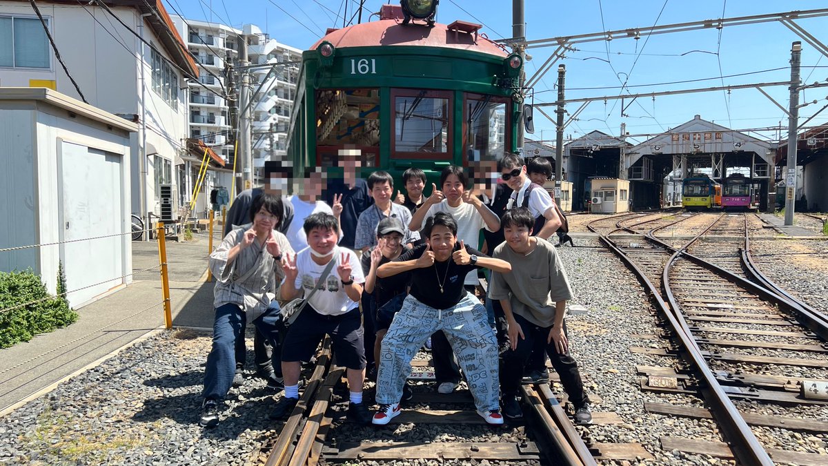 サラマン tweet media