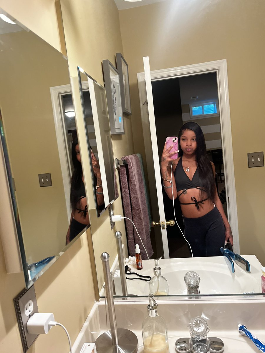 Babyfaceny3's tweet photo. @myloooG https://t.co/ZYAuedIe8f
