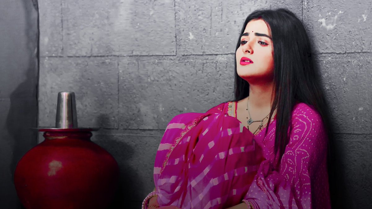 uFF__uRVi's tweet photo. My pretty pie in pink 🩷 

#KrishnaMohini https://t.co/1niKVvvE8A