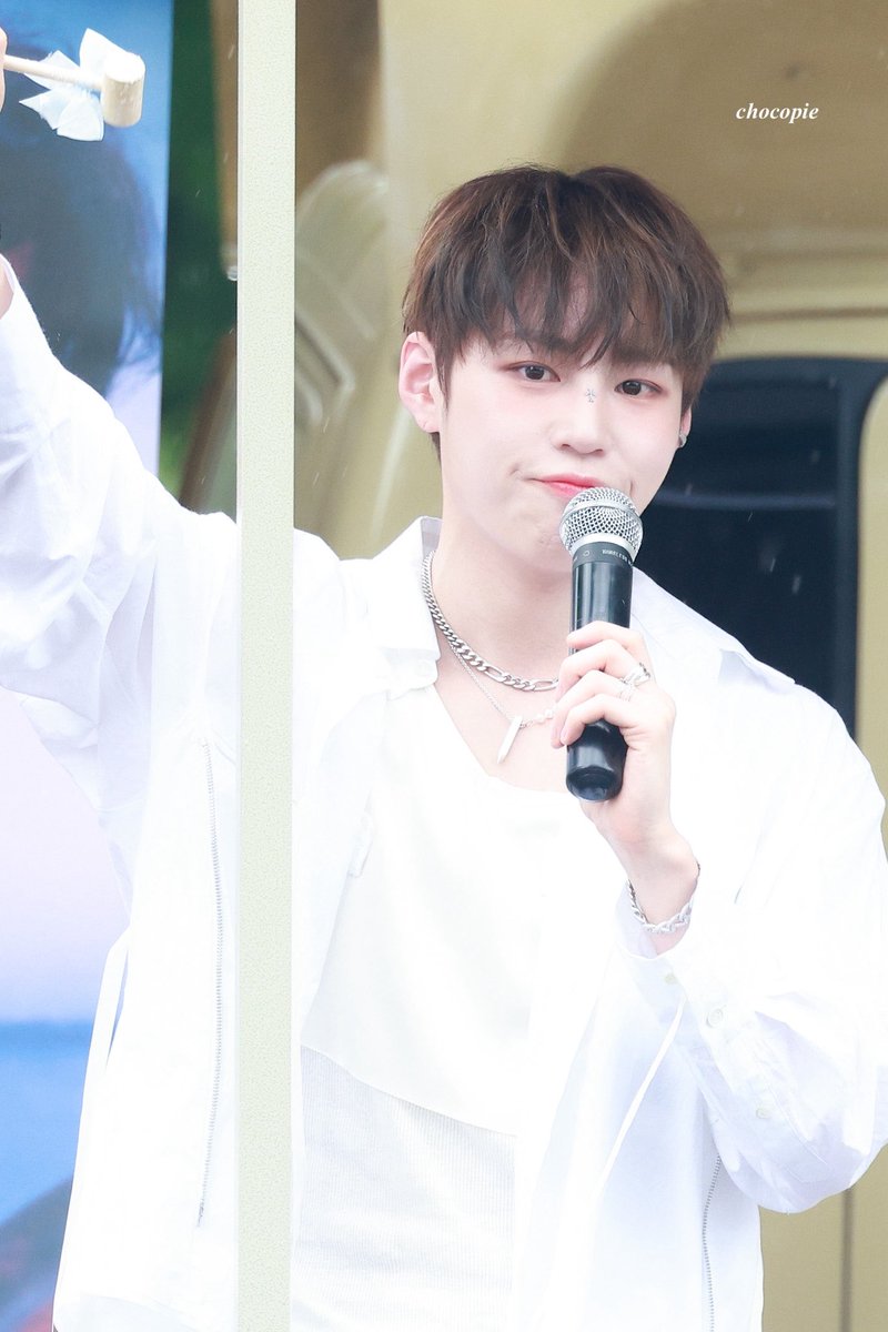 chocopie_cloud's tweet photo. 240720 음중 미니팬미팅

🍒🍓🍎🍉

#하성운 #HASUNGWOON https://t.co/IPPKXy0uJJ