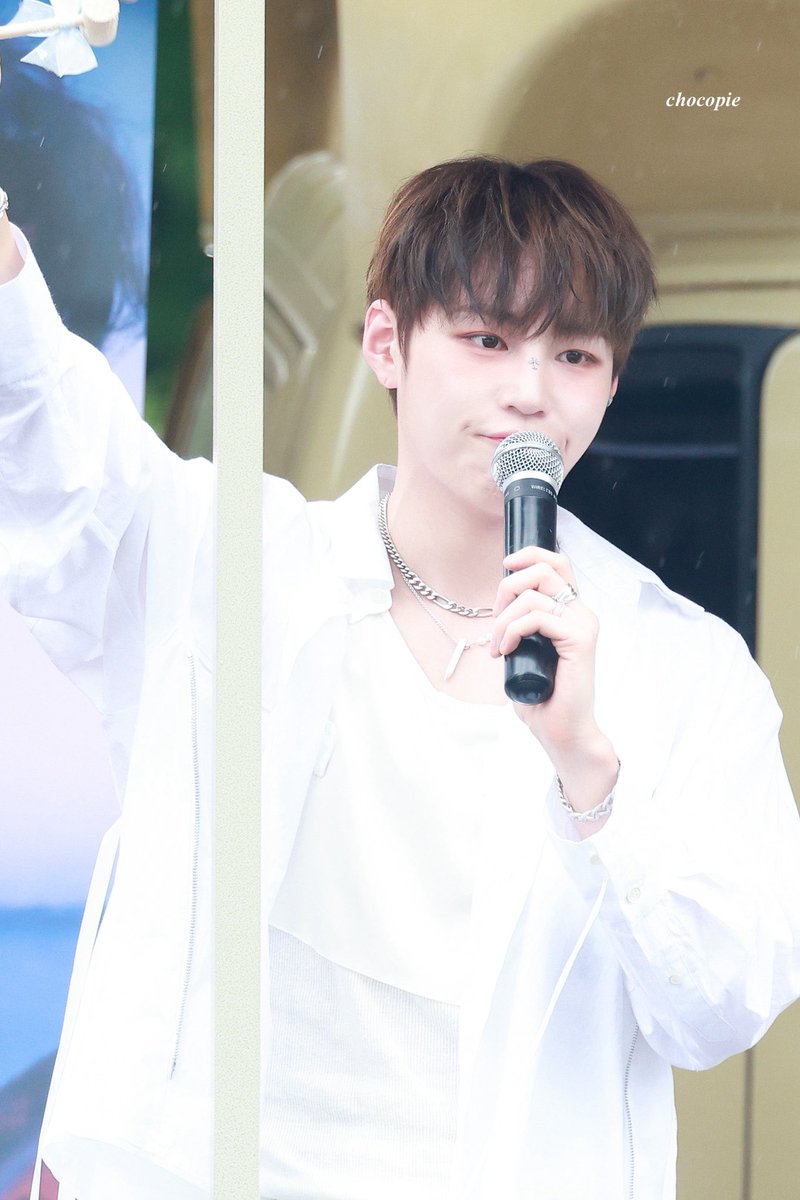 chocopie_cloud's tweet photo. 240720 음중 미니팬미팅

🍒🍓🍎🍉

#하성운 #HASUNGWOON https://t.co/IPPKXy0uJJ