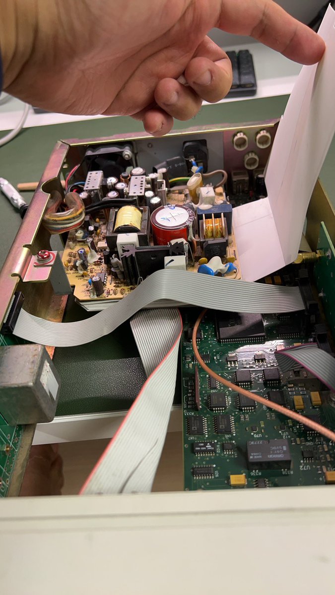 bg3mdo's tweet photo. Soft faulty, cool boot may RAM fail. Remove other loads but main logic board, power cycles may be okay boot. Before do more on reset signals and power rail trans ripple check, I decide to replace all electrolytic caps on the bad Delta PSU. https://t.co/jmj3hTsvT1