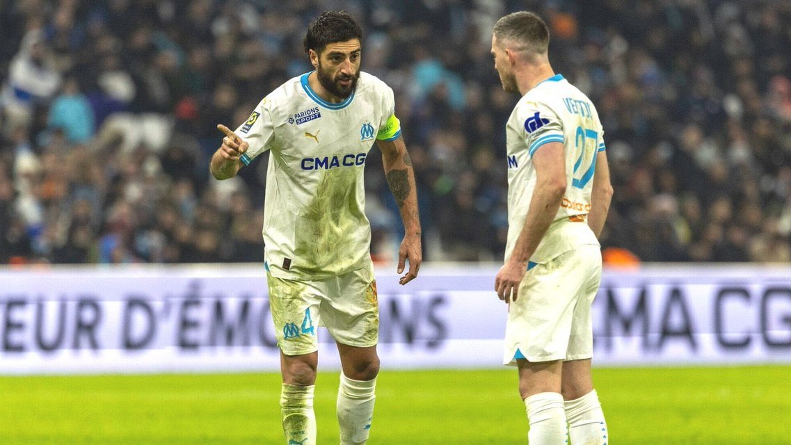 allezlo_m's tweet photo. 🔹Pau Lopez, Jordan Veretout, Chancel Mbemba, Ulisses Garcia, Samuel Gigot et les autres joueurs écartés, ne devraient pas jouer aujourd'hui face à Nîmes ! ❌

Les quelques jeunes appelés en renfort devraient y participer. ✅

(@laprovence) #TeamOM https://t.co/ac1kBKGpbY