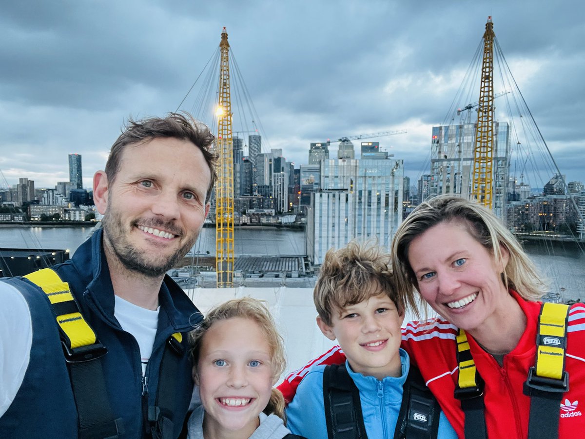 rjbk77's tweet photo. 48 hours in #London
#upattheo2 @UpatTheO2 @TheO2 https://t.co/FNad6p9hgo