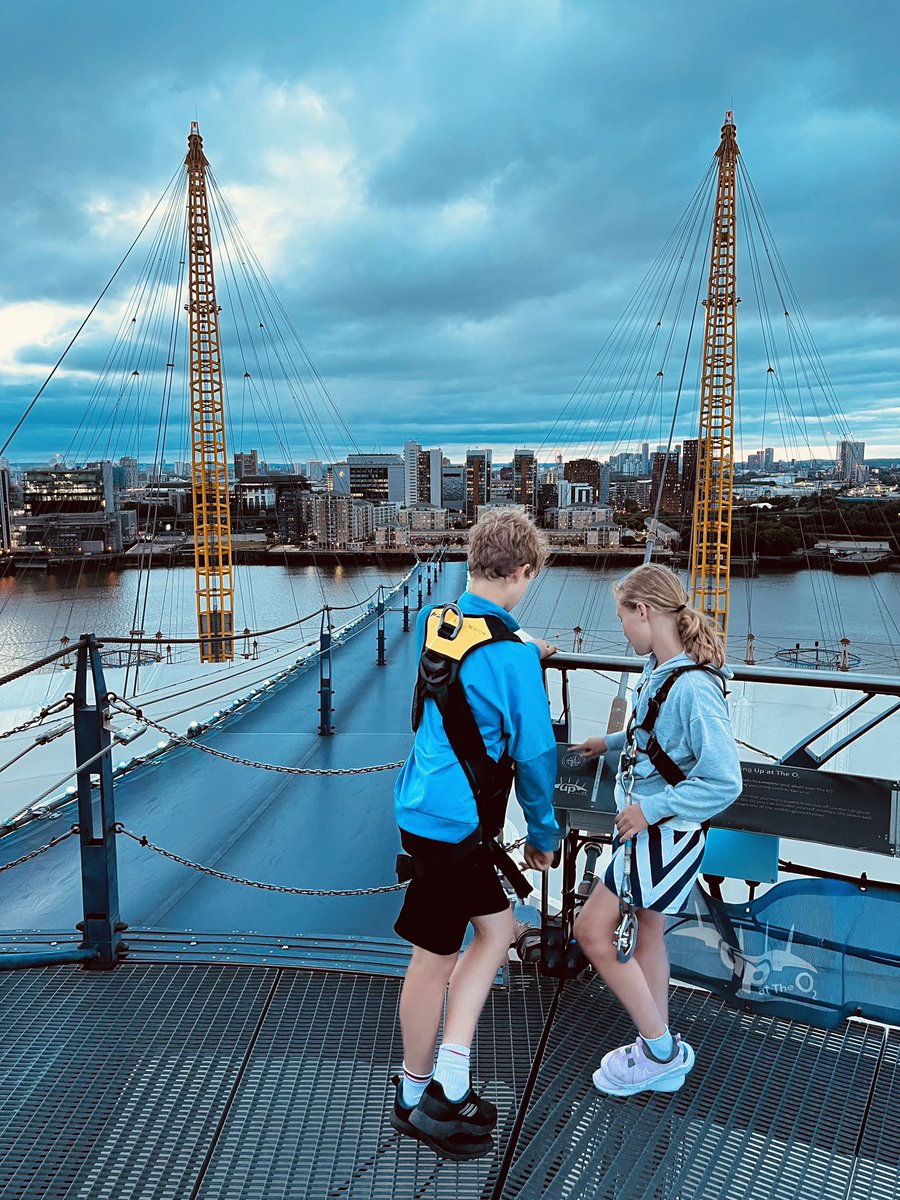 rjbk77's tweet photo. 48 hours in #London
#upattheo2 @UpatTheO2 @TheO2 https://t.co/FNad6p9hgo