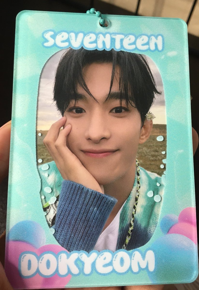 kyeompeusprince's tweet photo. my order finally arrived! super pretty ng cahol! safe na safe din yung pagkapack π«Ά
thank you so much @dokyeomieblue
#dkblue_proofs https://t.co/3heq7hx9Vn