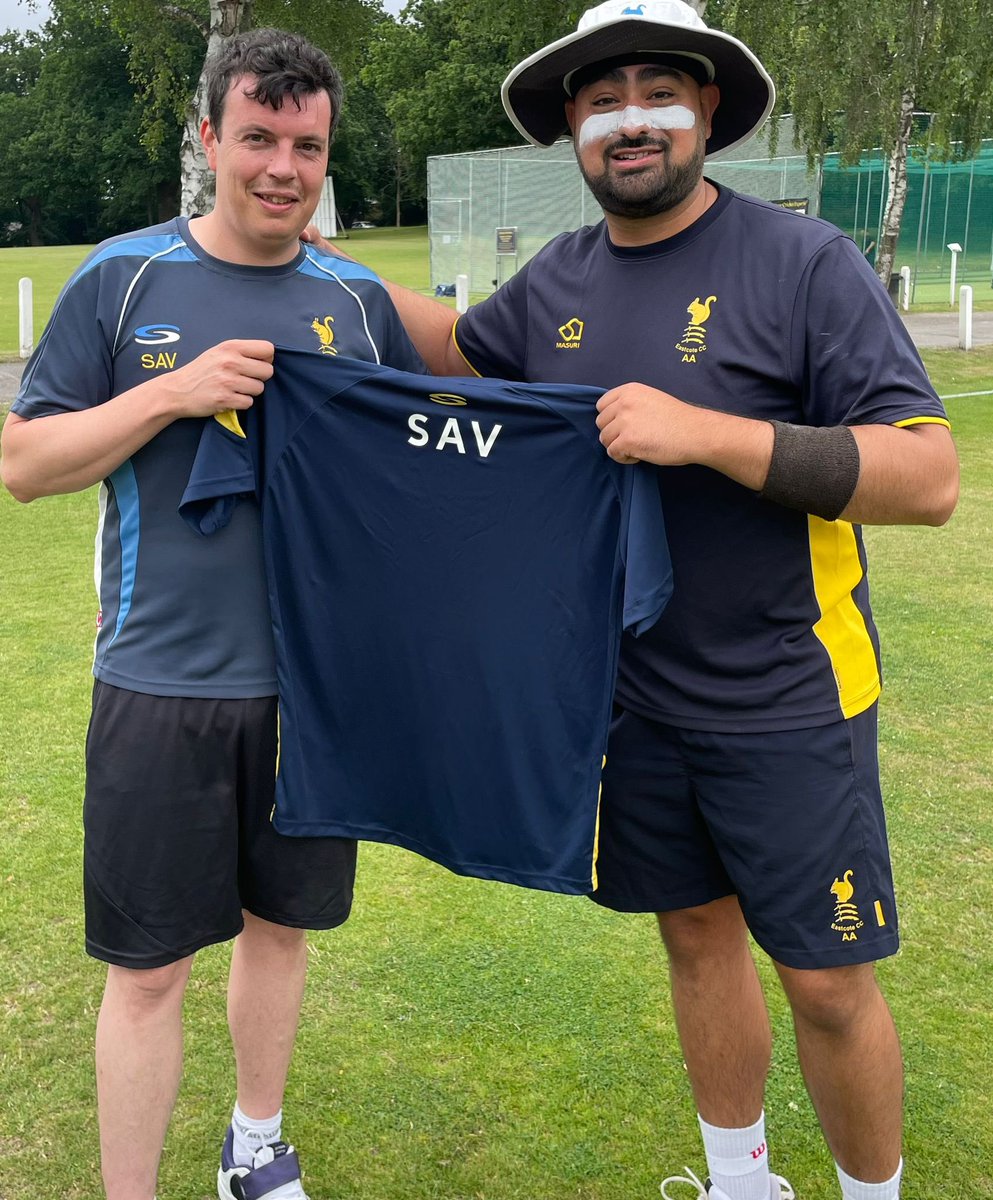 EastcoteCC's tweet photo. 100 up for Sav 👏🏻
Yesterday saw 1’s opening bowler Matt Savage finally reach 100 1st XI appearances for ECC 🙌🏻🐿️
Congratulations Sav and what a great victory yesterday to celebrate the occassion 👑
#eastcotecc #squirrels #upthesquirrels #ecc #100up #100notout #sav #mattsavage https://t.co/WxpWs0Ltdc
