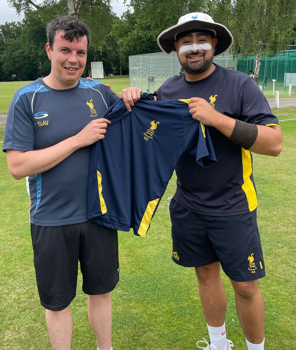 EastcoteCC's tweet photo. 100 up for Sav 👏🏻
Yesterday saw 1’s opening bowler Matt Savage finally reach 100 1st XI appearances for ECC 🙌🏻🐿️
Congratulations Sav and what a great victory yesterday to celebrate the occassion 👑
#eastcotecc #squirrels #upthesquirrels #ecc #100up #100notout #sav #mattsavage https://t.co/WxpWs0Ltdc