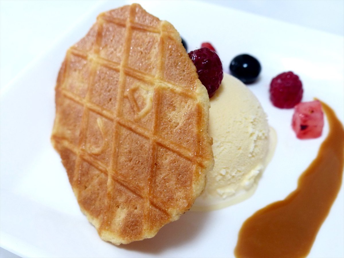 Tama__ani's tweet photo. 7月21日は、ベルギー建国記念日!
カリッとした軽やかな食感で、濃厚なピュアなバターがとっても美味しすぎる
130年以上の歴史ある王室御用達の極上ワッフル「ジュールス・デストルーパー」でお祝い気分を楽しもう
#JulesDestrooper
#輸入菓子
#ワッフル
#ベルギー
#Belgium
#Fête_Nationale_Belge https://t.co/PyRVJLKseh