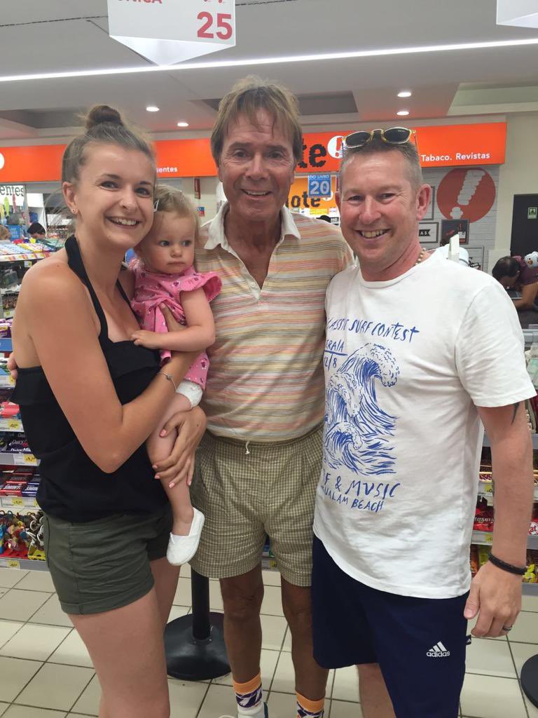 colintovee's tweet photo. Celebrating our 12th anniversary today, but can never forget when we bumped into Sir Cliff Richard at a supermarket in Portugal on this day a few years back. What a friendly guy he was - even though we interrupted his shopping🤣@SirCliffNews #cliffrichard https://t.co/A1lznMN1I6