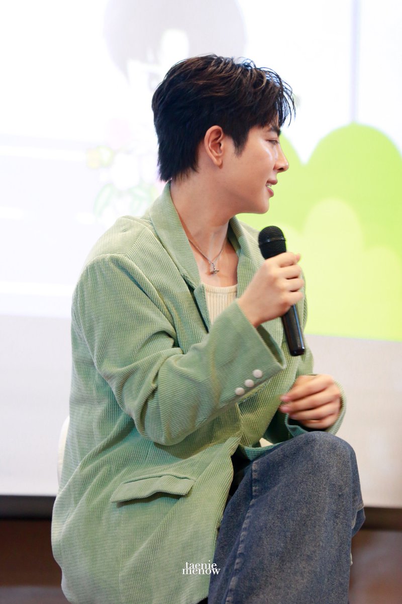 taeniemenow's tweet photo. ความท่านั่งเริ่ดเสมออ่ะเน้าะ

#WonderMixLand

૮꒰˵ @wixxiws #mixxiw ˵꒱ა
 #ThroughLemonEyes https://t.co/NnFBDfpA7p