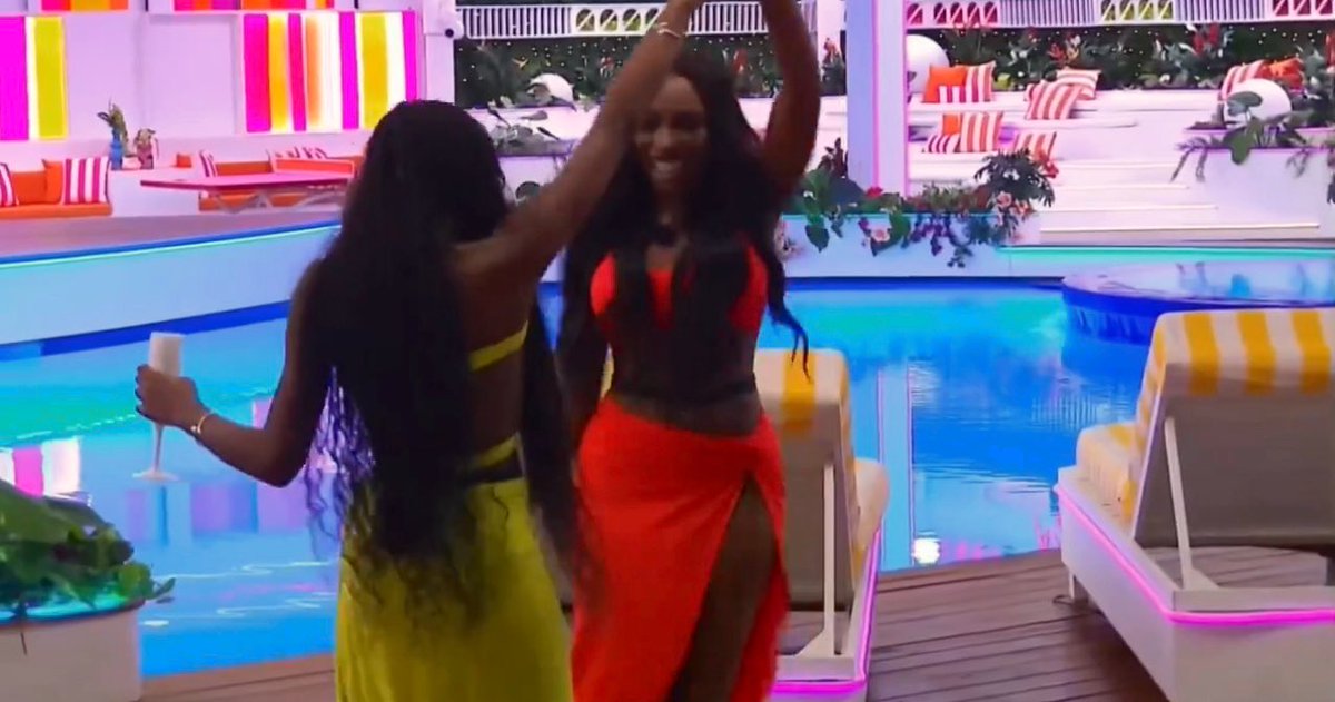 CHENFORDSEN's tweet photo. so many people try to put these two beautiful black women against each other but getting their friendship on such a large mainstream season has been everything to me and their impact here will make history #loveislandusa https://t.co/AggecIvOps