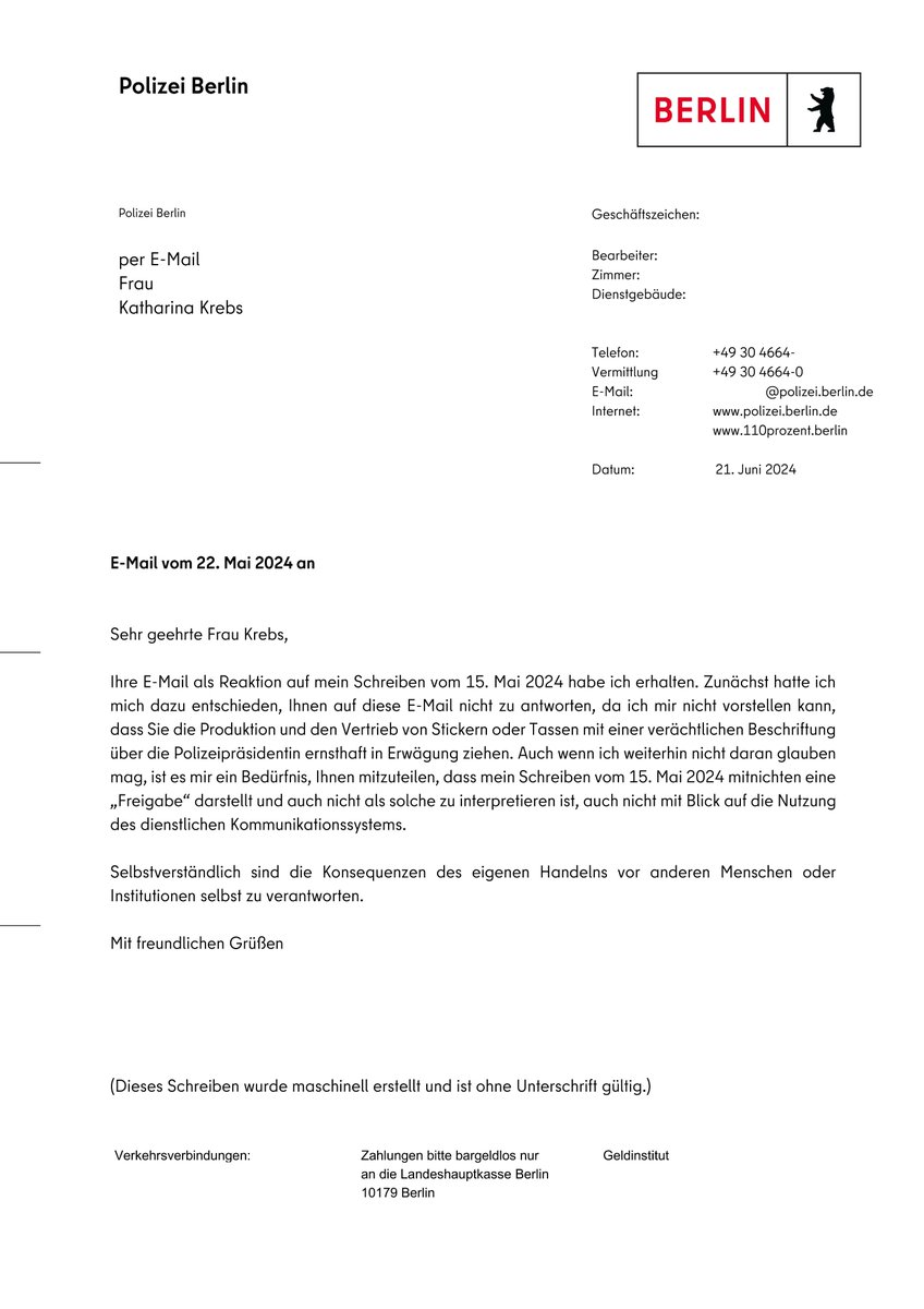 HSB_Forum's tweet photo. Die @polizeiberlin ermittelte gegen mich, weil ich #Tassen mit dem Motto "Nazis raus aus der Polizei" anbiete. Die Ermittlungsakte wurde nach meinem Akteneinsichtsantrag vernichtet.

Nun trauen sie mir zu, dass ich #Tassen mit "Insultierungen" anbiete.

Wie krude ist euer Denken?