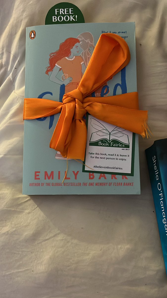 TraceyT80651091's tweet photo. Looking forward to book fairy fun whilst in Truro today . I've got a couple of books to hide for people to find . #bookfairy #truro #cormwall https://t.co/UBFq6yLU9N