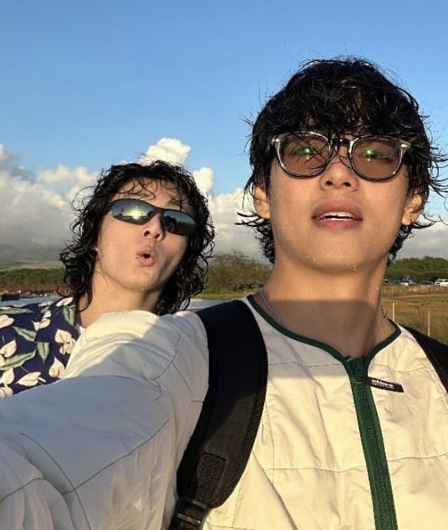 kvmainnnn's tweet photo. TAEKOOOOK LAYAG😭😭😭😭

smol gcash ga ^^ 

one winner of 50 php gcash !

-  mbf
- like,rt and reply “taekooook layaggg”
- ends: on saturday 

⌗ gcash giveaway ph https://t.co/zCctwSZTdN