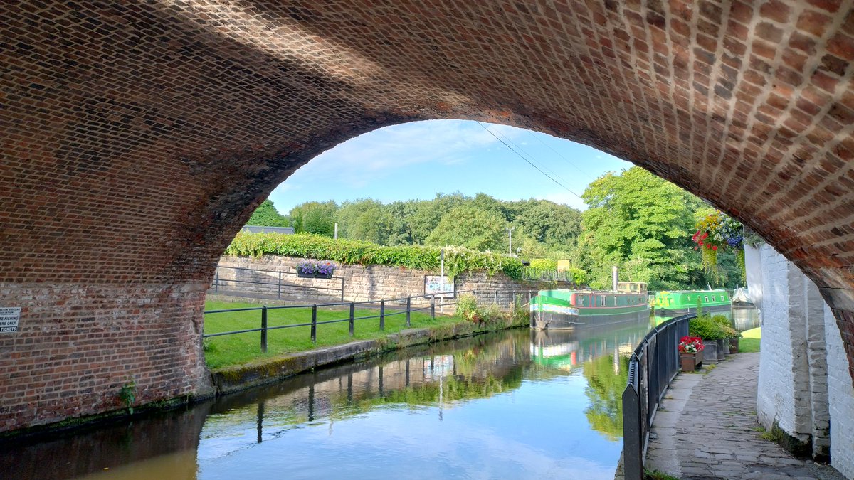 prin1969's tweet photo. #photosfromawalk
#lymm
#transpenninetrail https://t.co/TYAuQRQoPW