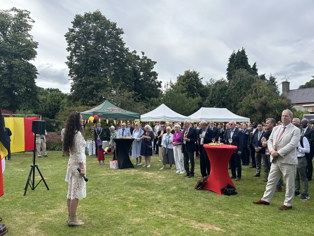 Belgium in Ireland (@beinireland) on Twitter photo ๐ง๐ช Happy Belgian National Day! ๐ฅณ
A true pleasure for Ambassador <a href="/K2Vlierberge/">Karen van Vlierberge -K2V</a> to receive the Belgian community and other high-level guests, including <a href="/LordMayorDublin/">Lord Mayor of Dublin</a> at the Residence on Friday for a Belgian evening ๐ซ๐
๐ค๐โค๏ธ ๐ง๐ช Happy Belgian National Day! ๐ฅณ
A true pleasure for Ambassador <a href="/K2Vlierberge/">Karen van Vlierberge -K2V</a> to receive the Belgian community and other high-level guests, including <a href="/LordMayorDublin/">Lord Mayor of Dublin</a> at the Residence on Friday for a Belgian evening ๐ซ๐
๐ค๐โค๏ธ