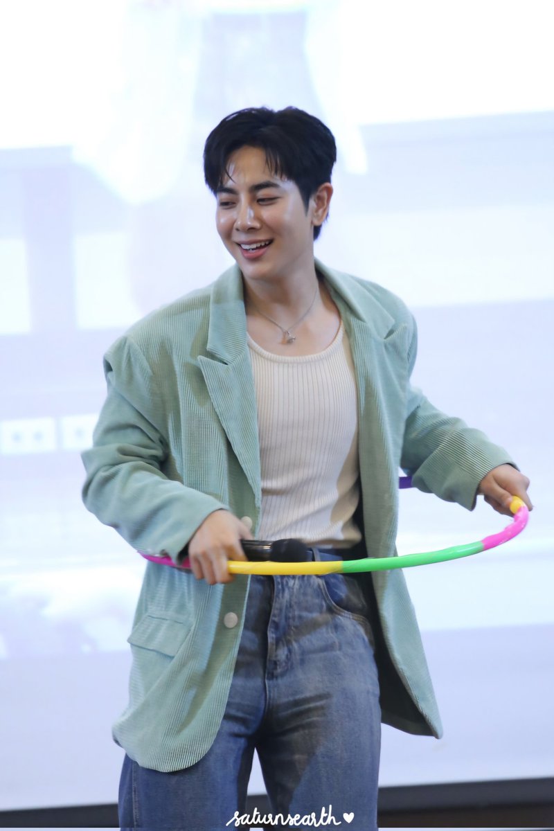 saturnsearth's tweet photo. หนูเขินม๊ากแต่ก็ยอมทำ ใครจะน่ารักขนาดนี๊~ 🍭🥰

 #WonderMIXLand 

-
 
@wixxiws #mixxiw 
#เอิร์ทมิกซ์ https://t.co/T8Mvh9oDQf