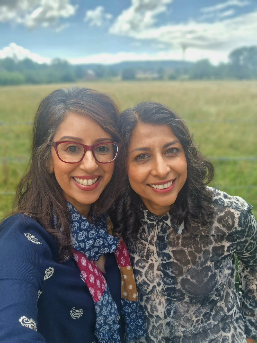 educatinggeeta's tweet image. #Freetobeme means difft things across stages of our lives as #SouthAsianwomen #SouthAsianHeritageMonth 

W @jurassicg1rl I feel free to speak, write, wear me in creative &amp;amp; authentic ways. 

Never taking 'free' for granted~like wind in your hair and you don't care how it looks.