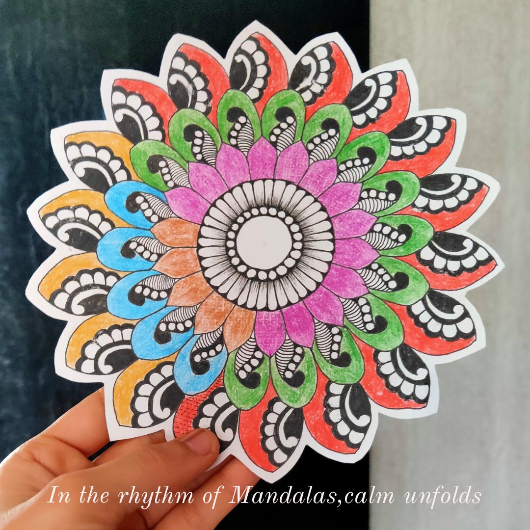 rutvi205's tweet photo. #mandalaart #handmade #peaceofmind  #creativity https://t.co/GKk88Ct9EE