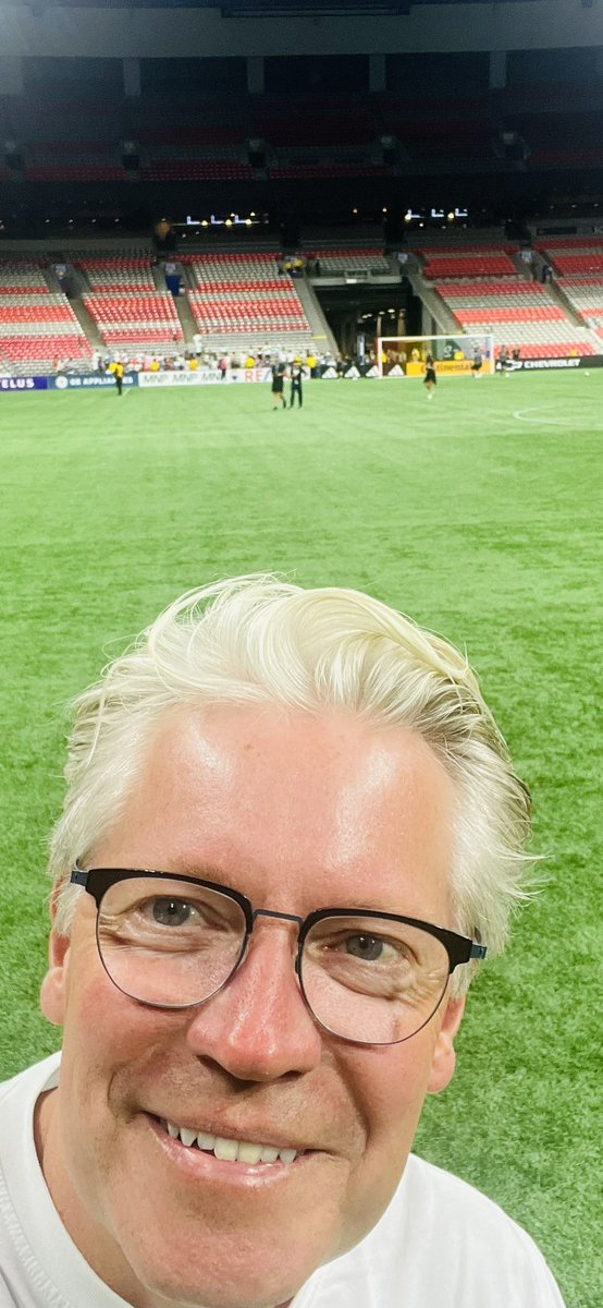 Sean Della Vedova tweet media