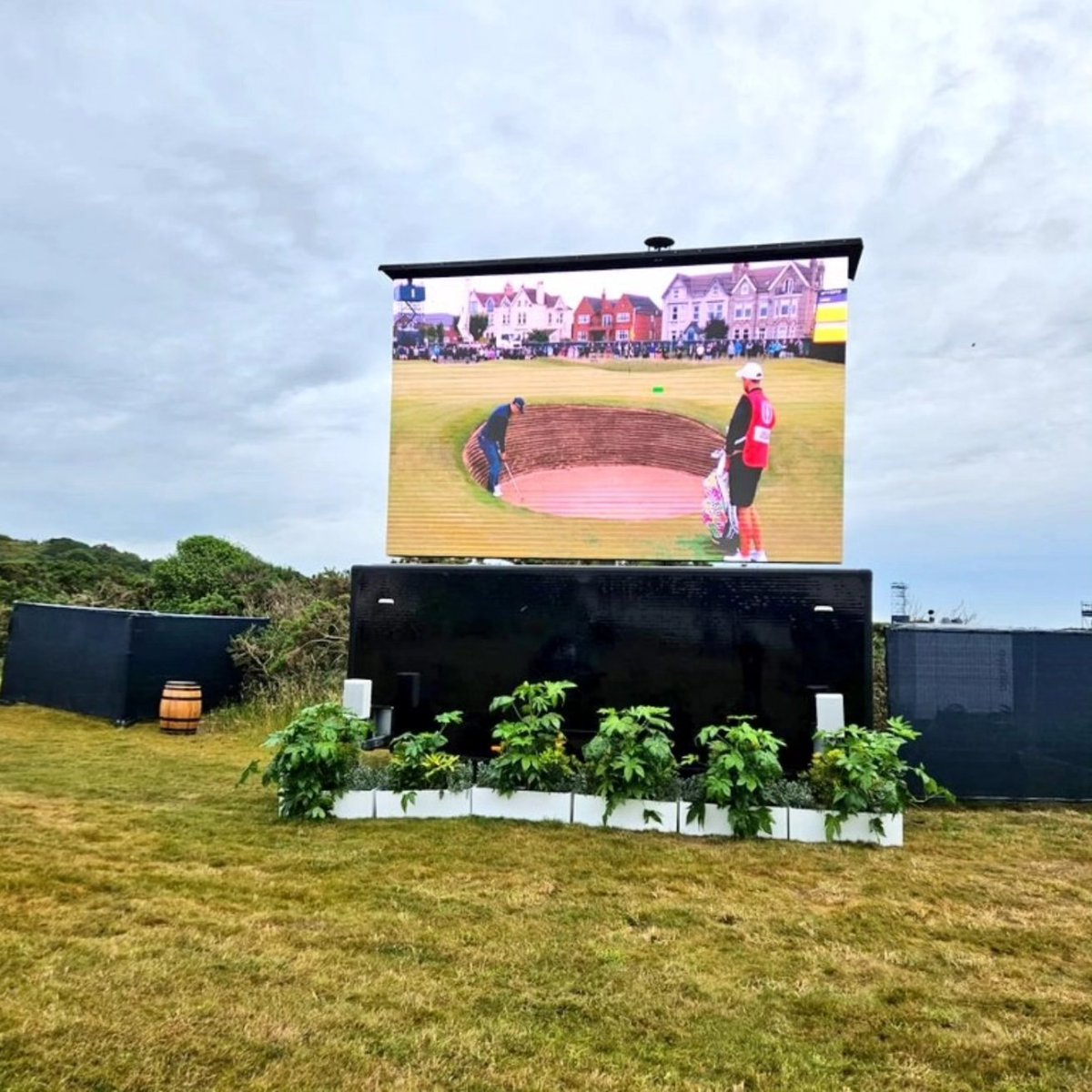 iStadia Solutions tweet media