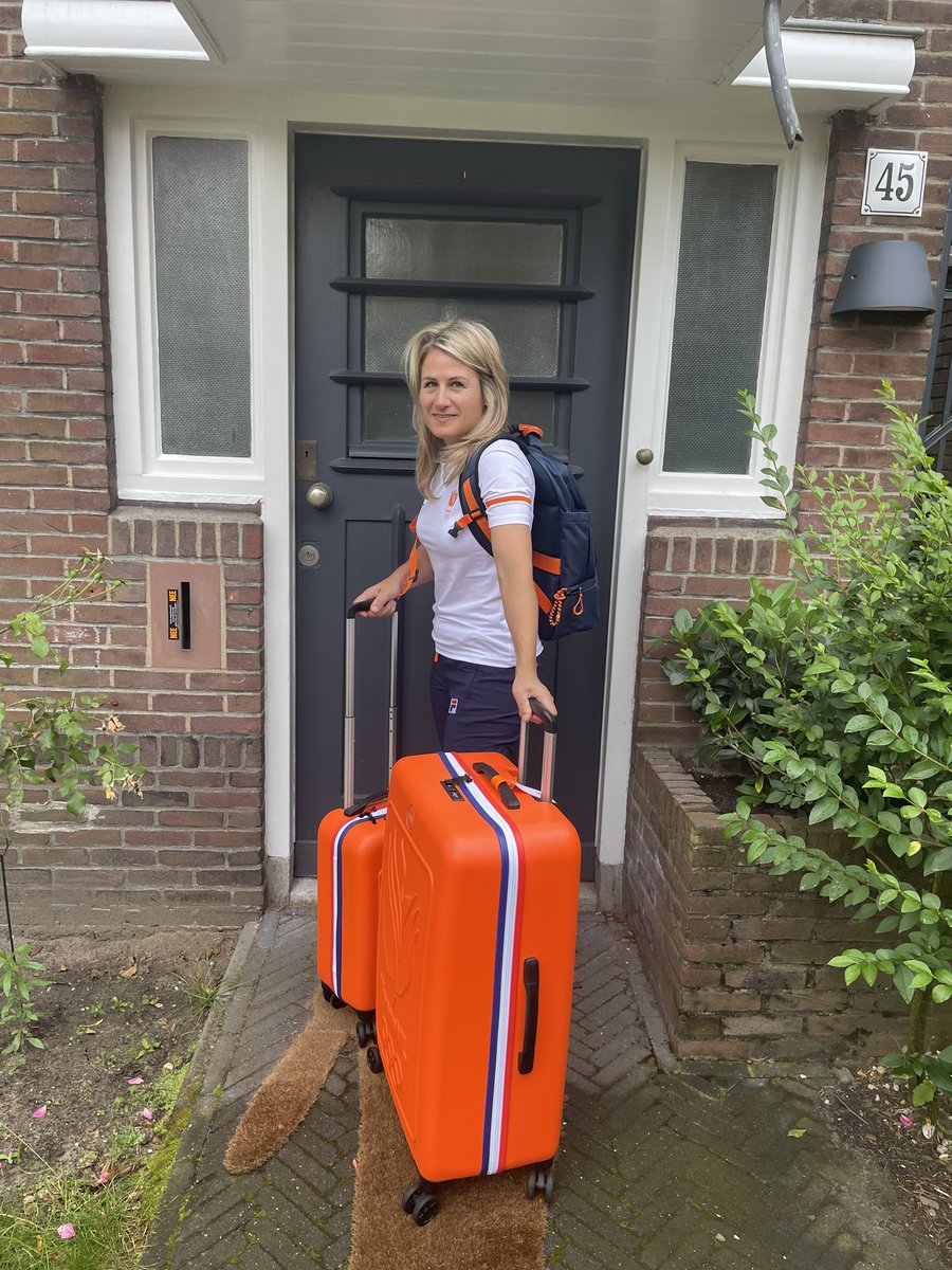 BeateDejaco's tweet photo. Off we go to the office in #Paris2024 https://t.co/FE2fbugq4x