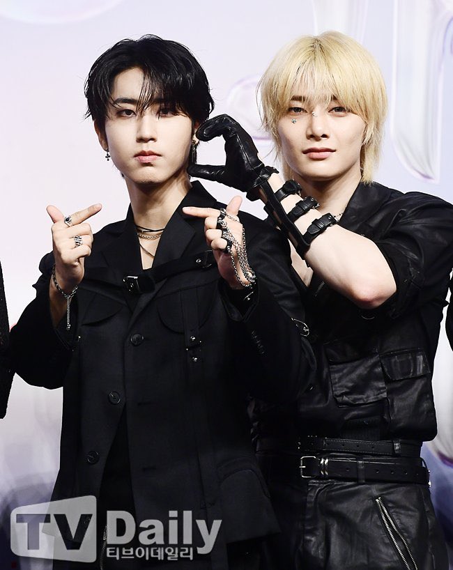 han jisung 💬 tweet media
