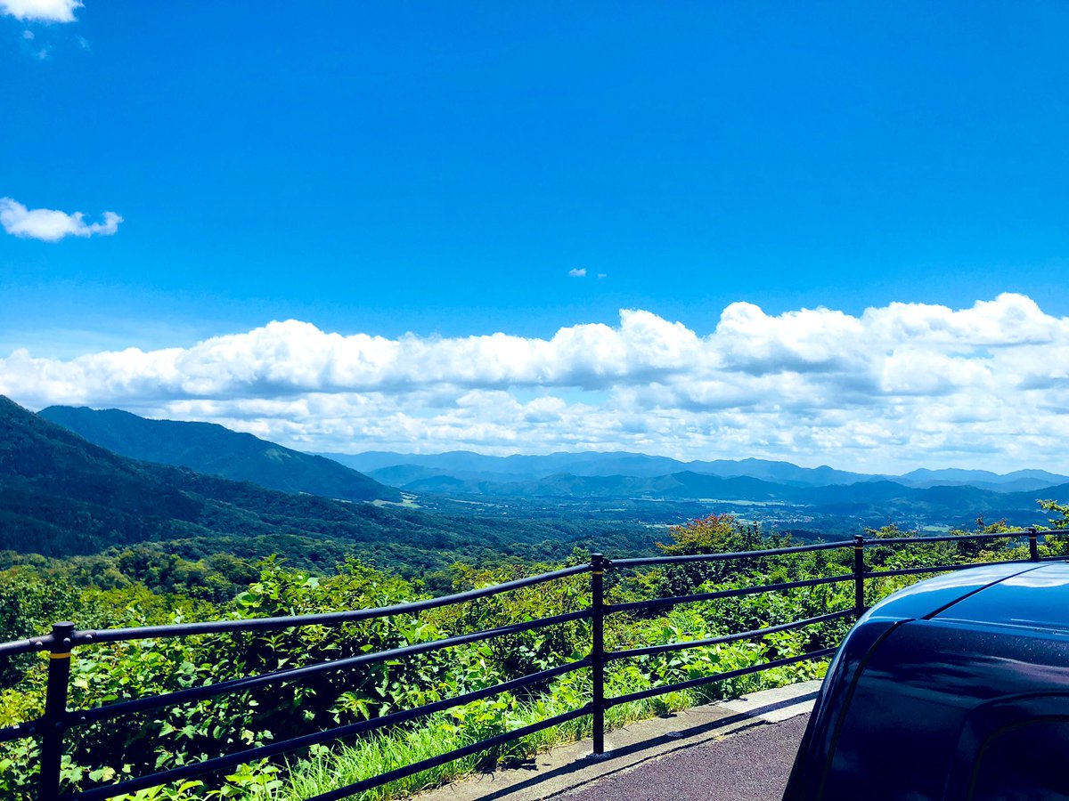 camp_1005's tweet photo. 涼を求めて蒜山へ🚗³₃

気温30度だったけど風は爽やか🍃

全塗装したミニプロボックスも同行🚗³₃(ピントがw)

そしてそばの館の蕎麦いただき😋✨
 #キャンプ好きな人と繋がりたい
 #キャンプ好きと繋がりたい
 #プロボックス
 #サクシード
 #蒜山 https://t.co/S2jXR9zZiI