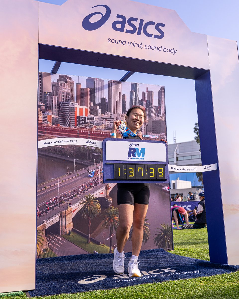 ASICSaustralia's tweet photo. Such an incredible day it was at @runmelbourne π Huge congratulations to all who participated, turning your goals into amazing achievements!
See you all next year!
#RunMelbourne #MoveYourMindWithASICS #SoundMindSoundBody #ASICSRunning https://t.co/0eTPO7ND5n
