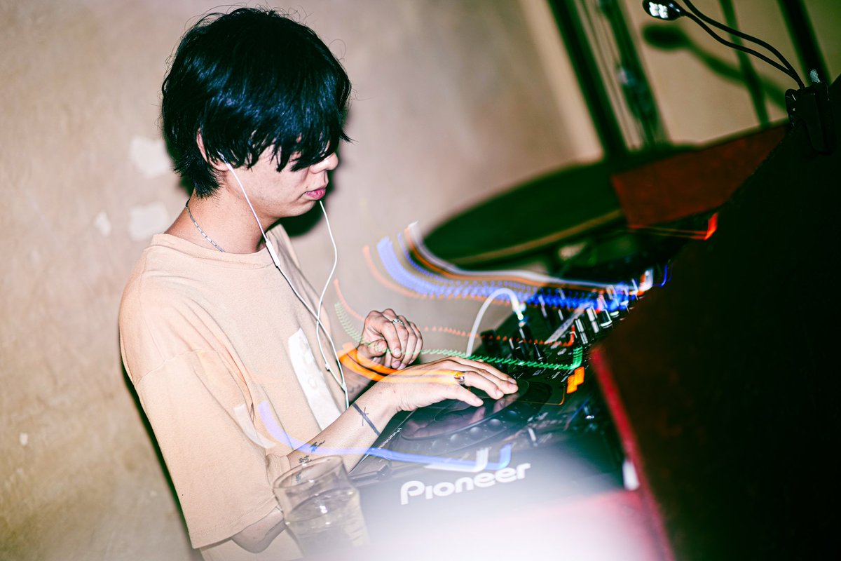 dj bloodspot
<a href="/kotakckc/">CEMETERY</a> 

2024.7.19
birthus -bandmerch 3rd anniversary-
[NIGHT]
下北沢THREE

photo <a href="/kaikiak_/">kaiki | Bandmerch</a>