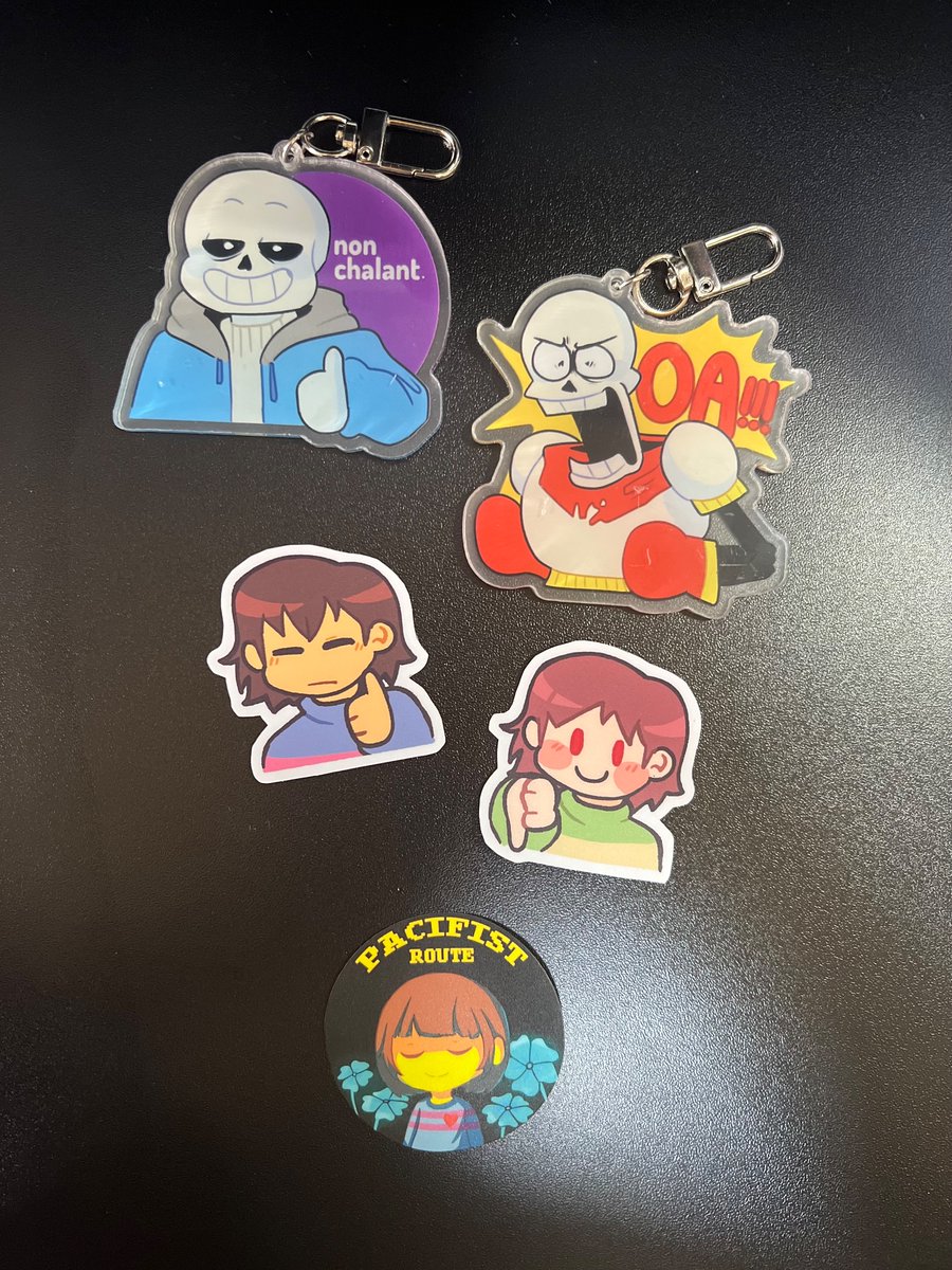 dodonqi's tweet photo. I said I wouldn’t buy a thing at #ACX2024 but boy the flesh is WEAK. #merch #acx https://t.co/IcfnbPMU6J