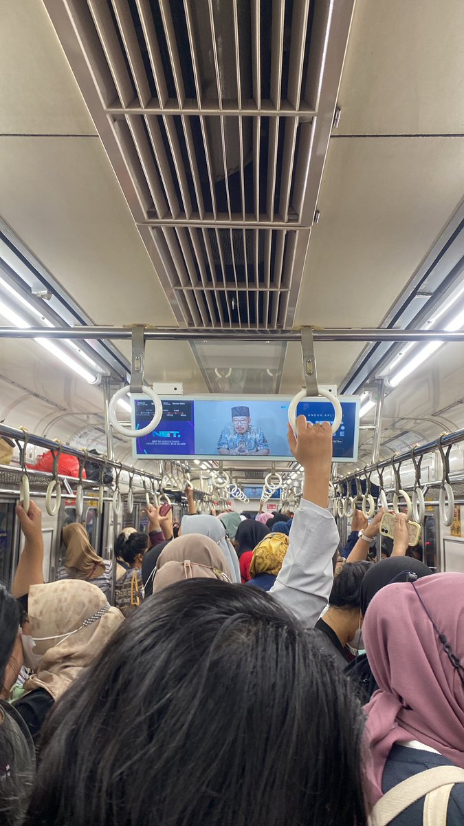 akan ku hadapi kalian semua besok guys 🫵🏻🫵🏻😭😭