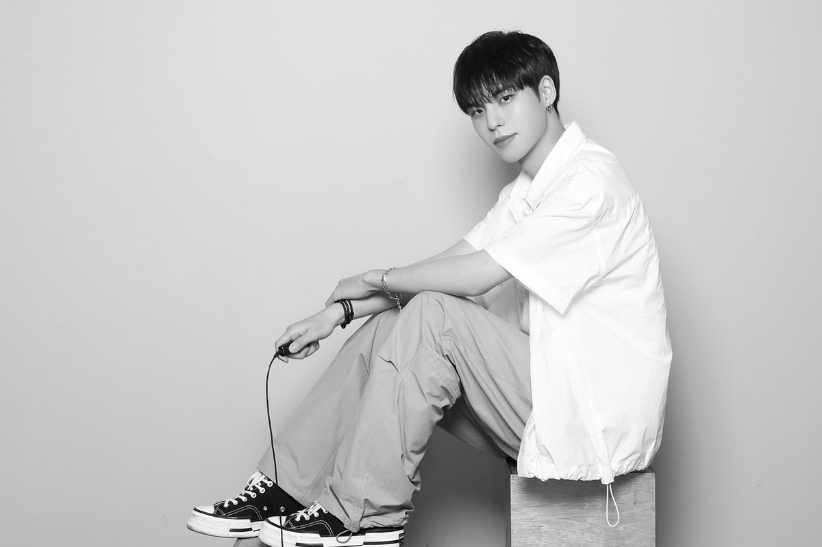 <2024 FIX WEEK> 
Black and White Photo 2024
: BX

#CIX #씨아이엑스 #FIX #픽스 #BX #CIX5thDebutAnniversary #CIX데뷔5주년 #2024FIXWEEK #픽스위크