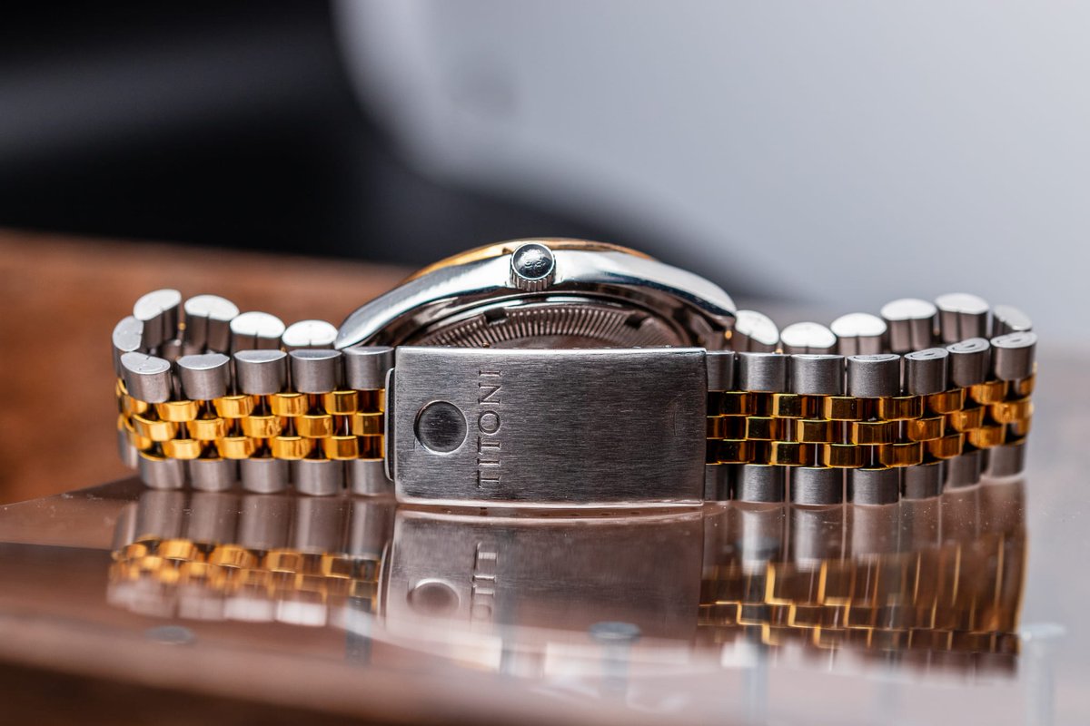 XcellentWatches's tweet photo. ⚡ Petit flashback ⚡
Avec cette #Titoni Cosmo King vendue ici-même en décembre 2022 https://t.co/QD9EoD1i3e