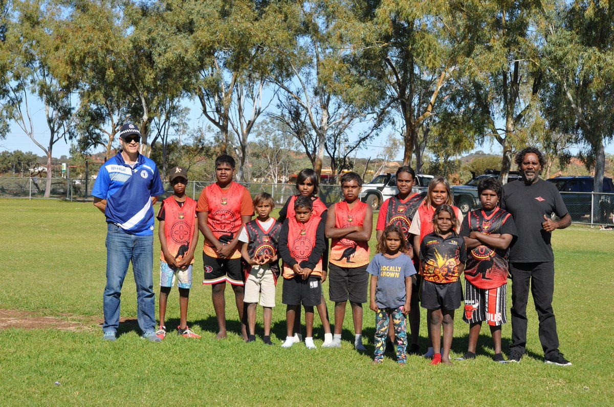 Another great day for the Burri kids travelling 300km to Meeka for a game of footy. The support of the parents and teachers was much appreciated. See you next year for more games. #fb #murchisonmarlujuniorleague #burringurrahremotecommunityschool