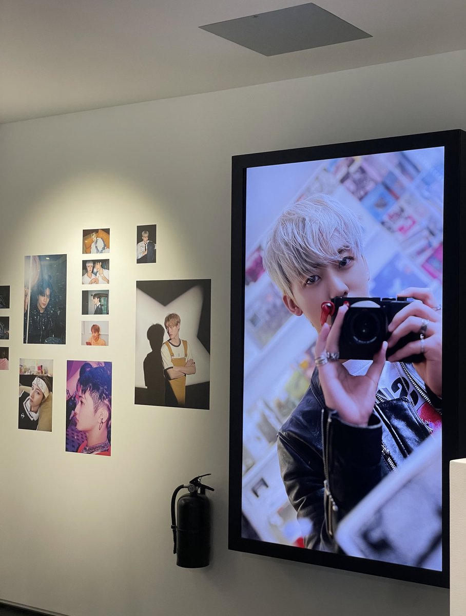 hourlyjaeminn's tweet image. ❤️📸
PHOTOGRAPHER JAEMIN 1ST EXHIBITION
#JAEMIN_NARCISSISM
#재민작가님_나르시시즘_기대된당힛
@NA_RCISSISM_