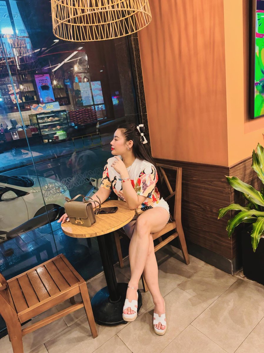 WesletRyan's tweet photo. Nhìn chị đã thấy chị không thiếu gì chỉ thiếu tình … LH zalo 034 7932192 để được kết nối tới chị nhé #mbbg #sgmm #may_bay_ba_gia #phicong #phicongtre https://t.co/z55VIEFOvU